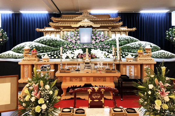 茅野シティホール １F 和祭壇